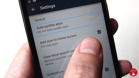 How to turn off automatic app updates on Android devices