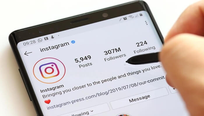 Why should we not use the Instagram follower tracking app