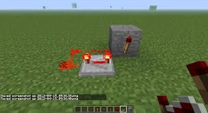 How to Make a Redstone Clock in Minecraft: Step-by-Step Guide